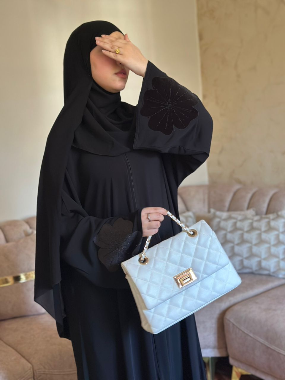 abaya DJOURY