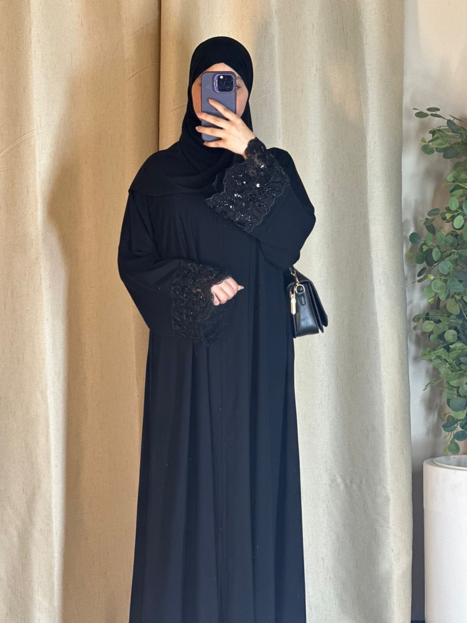 abaya LAYAL
